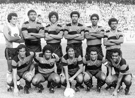 Em pé: Serginho, Marião, Augusto, Bianqui, Betão e Merica. Agachados: João Carlos, Edson, Roberto, Givanildo e Joãozinho.