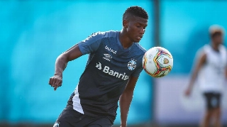 Lateral já atuou em 29 partidas pelo Tricolor. Foto: Lucas Uebel/Grêmio FBPA
