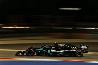 Finlandês melhorou sua performance para superar o britânico. Foto: Mercedes-AMG Petronas F1