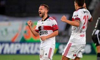 Rubro-Negro marcou com Everton Ribeiro. Foto: Flamengo/Divulgação