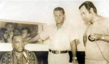 Da esquerda para a direita aparecem Orlando Batista, Ademir de Menezes e Roberto Machado