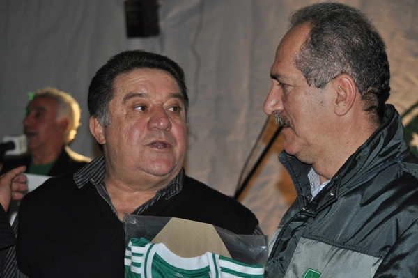 Leivinha e Aldo Rebelo na festa que o Palmeiras promoveu para seus ex-jogadores em 20 de setembro de 2013, no Espa&ccedil;o Armaz&eacute;m, na Vila Leopoldina, zona oeste de S&atilde;o Paulo. Foto: Marcos J&uacute;nior/Portal TT