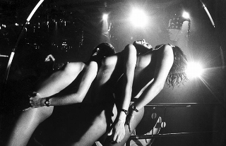 A homenageada da vez é a repórter-fotográfica Christina Rufatto, não por acaso, aniversariante desde 11 de abril