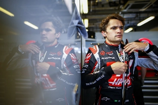 Brasileiro disputa a etapa derradeira do campeonato da Fórmula 1. Foto: Haas F1 Team/RF1