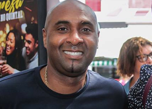 Adiel - Ex-meia do Santos