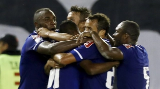 Em 2015, Cruzeiro fez bonito e venceu no Monumental, mas foi eliminado no Mineirão. Foto: REUTERS/Enrique Marcarian/Via UOL