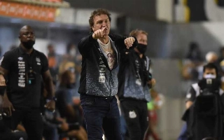 Cuca não poderá contar com força máxima para o confronto. Foto: Ivan Storti/Santos F.C