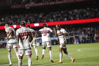 Tricolor vem de derrota nos pênaltis para a LDU. Foto: Paulo Pinto/ São Paulo