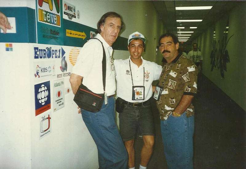César Luis Menotti, um fã e Rivellino durante a cobertura da Copa de 1994, nos Estados Unidos