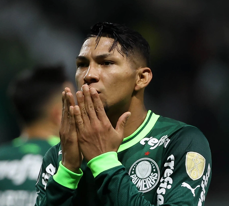 Artilheiro, garçom, quem mais jogou… Confira um balanço do elenco do  Palmeiras em 2023 - ISTOÉ Independente