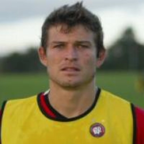 Rodrigo Beckham  - Ex-meia da Portuguesa Santista, Botafogo e Fortaleza