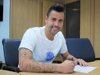 Fábio é o jogador que mais vestiu a camisa cruzeirense na história. Foto: Daniel Hott/Cruzeiro