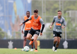 Elenco alvinegro trabalhou no CT Dr. Joaquim Grava. Foto: Rodrigo Coca/Agência Corinthians