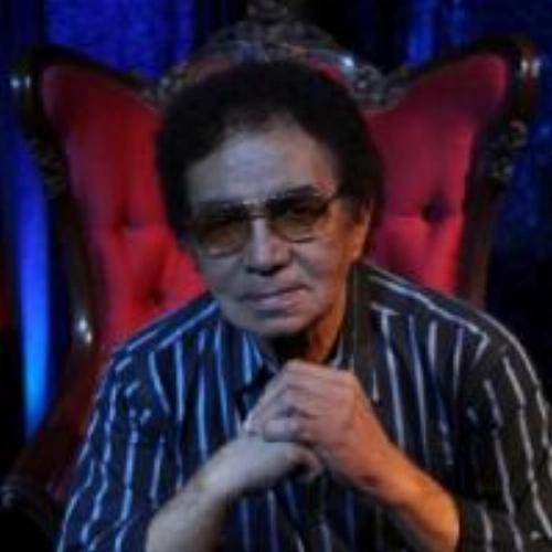 Reginaldo Rossi  - Ex-cantor e compositor.