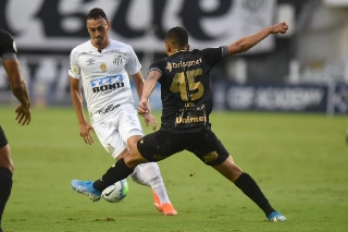 Marinho abriu o placar no primeiro tempo. Foto: Divulgação/Santos