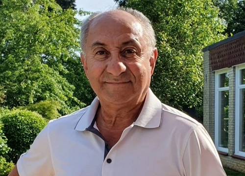 Osvaldo Ardiles  - Ex-jogador do Huracán e Tottenham