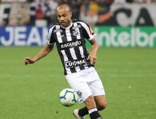 Apesar dos cinco gols na temporada 2019, Roger também não vinha agradando a torcida alvinegra