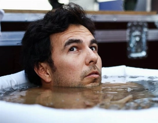 Red Bull está tendo muita paciência com o mexicano. Foto: Oracle Red Bull Racing