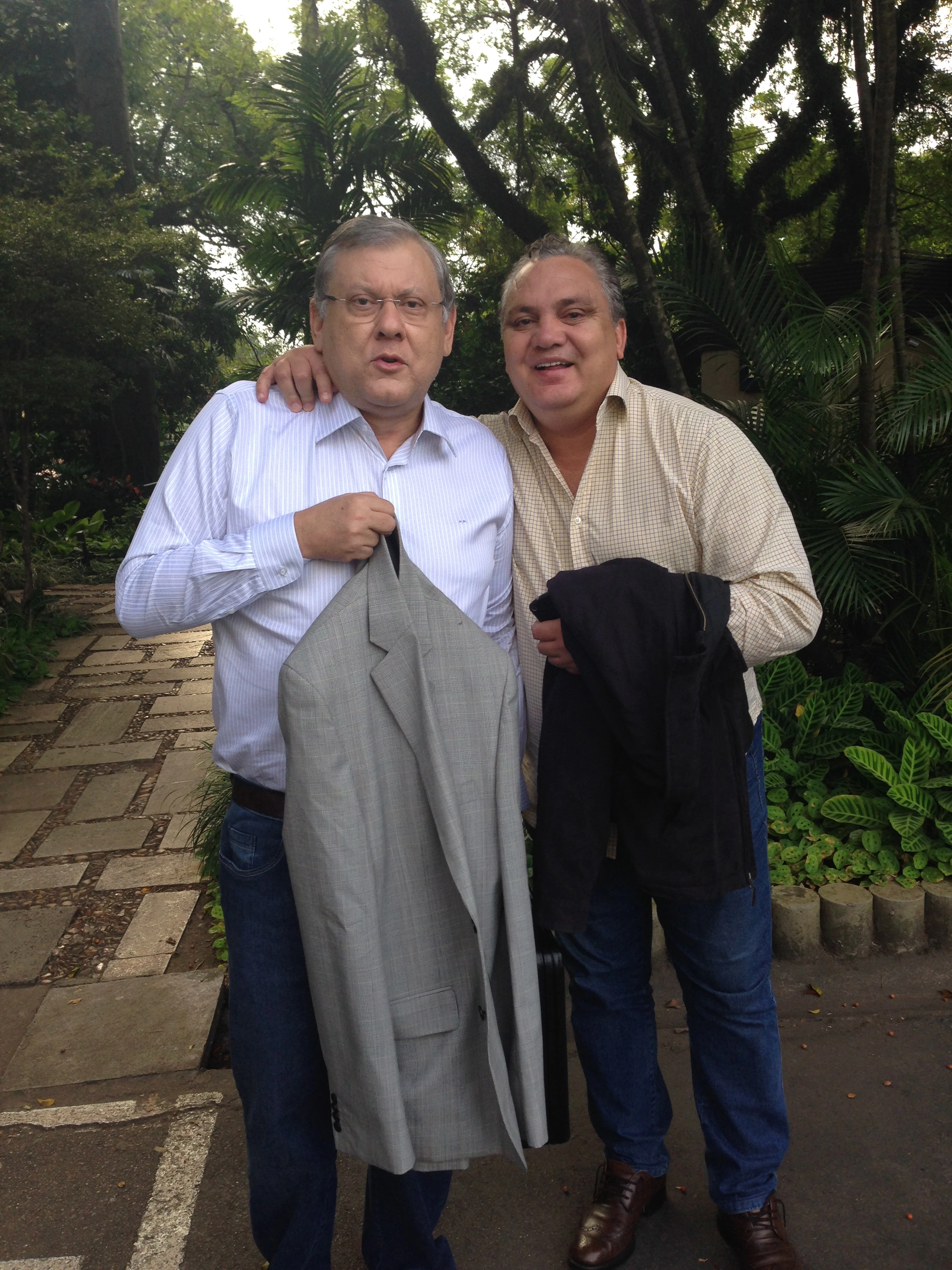 Milton Neves e Branco, em maio de 2014