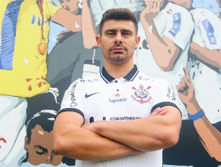 Campeão da Libertadores em 2012, Alex comandará as categorias de base corintianas. Foto: Rodrigo Coca