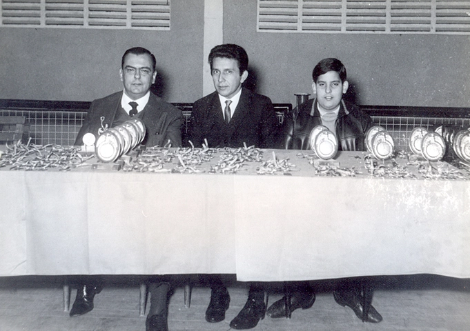 Waldemar Mariz de Oliveira é o primeiro, seguido por José Astolphi. Foto: Sarkis