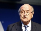 Blatter pode continuar como presidente da Fifa, diz assessor próximo