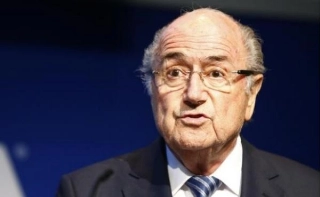 Assessor revela que Blatter pode continuar como presidente da Fifa