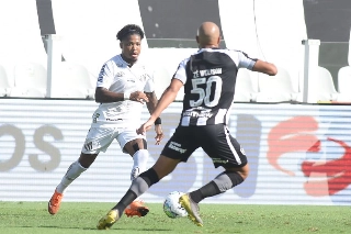 Marinho teria recebido uma ligação de Sampaoli em agosto de 2020. Foto: Ivan Storti/Santos