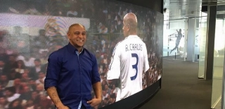 Queria ser técnico, mas Real prefere que eu seja embaixador, diz R. Carlos