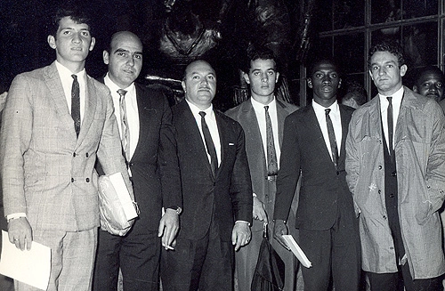 Da esquerda para a direita: Paulinho D´Amico, Mário Travaglini, um dirigente do Palmeiras, Julio Amaral, Luis Carlos Feijão e Caravetti