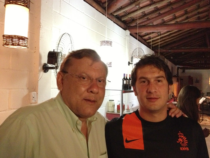 Milton Neves e Eduardo Anechinni na Fazenda do Ipê, em dezembro de 2012. E ele é a cara do Emilio Surita!