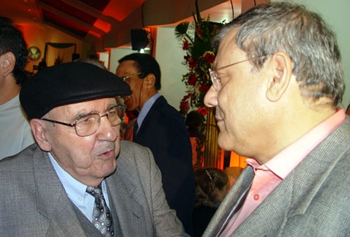 Mário Travaglini e Milton Neves. No fundo, de óculos, Minuca.

