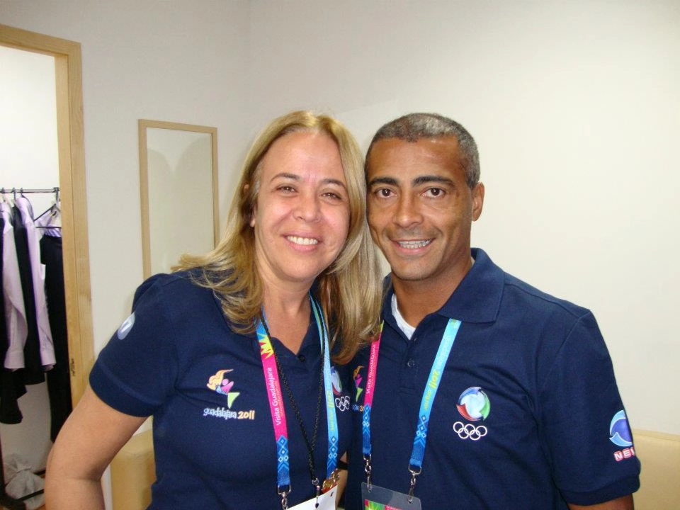 No Pan-Americano de 2011, Helô Campanholo posou ao lado de Romário. Foto: Reprodução/Facebook