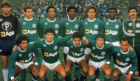 Em 1987, este time do Palmeiras, que aqui posa no Pacaembu, conquistou o troféu José Maria Marin. Em pé estão Zetti, Toninho, Diogo, Célio, Márcio e Gérson Caçapa; agachados vemos Tato, Edu, Rodinaldo, Adalberto e Mauro
