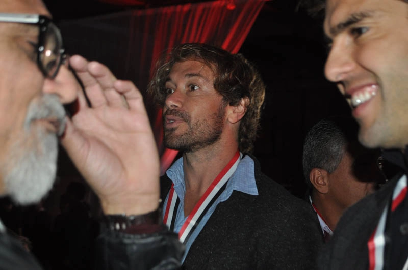 Em primeiro plano, Ricardo Rocha e Kaká. Atrás, Lugano, em 7 de agosto de 2018 no Morumbi, noite de inauguração do `Caminho dos Ídolos´ do São Paulo Futebol Clube. Foto: Marcos Júnior Micheletti/Portal TT