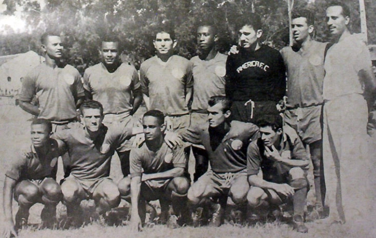 Em pé, da esquerda para a direita: Ambrósio, Bertolino, Aldo, Fogosa, Vilera e Xatara. Agachados, da esquerda para a direita: Cuca, Leal, Duzinho, Oscar e Urias. Foto: Walter Peres