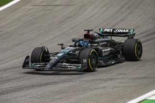 O britânico prevê um bom ritmo da Mercedes no GP de domingo. Foto: Mercedes-AMG PETRONAS F1 Team