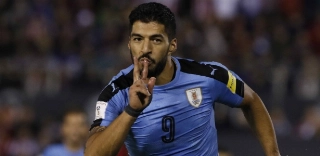 Suárez está com um cisto sinovial no joelho direito