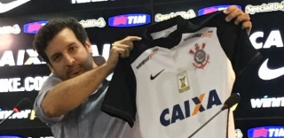Corinthians vai ceder 1800 camisas e até 3,2 mil ingressos para a Caixa