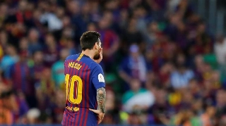Lionel Messi durante jogo entre Barcelona e Valencia 
