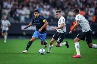 No primeiro turno, surpreendente empate em 4 a 4. Foto: Lucas Uebel/Grêmio