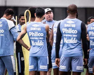 Equipe enfim melhorou na parte defensiva sob o comando de Marcelo Fernandes. Foto: Raul Baretta/ Santos