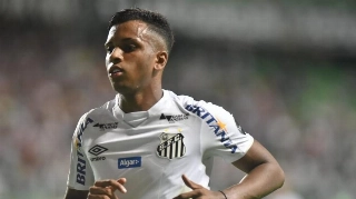 O jovem atacante do Santos confirmou que a dispensa da seleção brasileira foi comunicada por seu pai