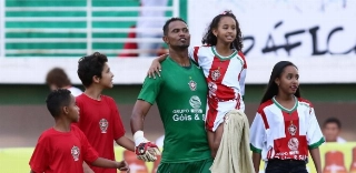 Supremo decide mandar o goleiro Bruno de volta à prisão