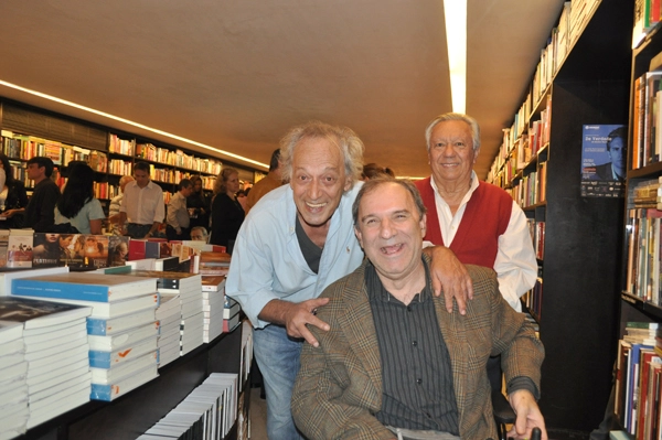 Miguel Terra e Juarez Soares com o querido amigo Osmar Santos. Foto: Marcos Júnior/Portal TT