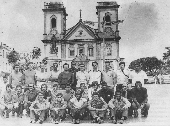 Em setembro de 1970, antes das finais do torneio que o Noroeste venceu e retornou ao futebol maior de São Paulo, toda a delegação fez uma visita à Aparecida do Norte. Na foto aparece a delegação noroestina frente à antiga Basílica de N. S. Aparecida, cujos integrantes são: Mário Augusto, Cardozinho, Romualdo é o terceiro sentado à frente, Odair, Roldon, Maica (massagista), Foguinho, Fedato, Márcio, Bonfim, Sebastião (massagista), Odair Cologna, Nascimento, Maquininha (enfermeiro), Carlos Luiz, Escurinho, Chiquinho, Dr. Danilo Campagna (médico), Ramos, Getúlio (mordomo), Luisão, Gualberto Pires (fisicultor), Muca (técnico), Ferrari (tesoureiro) e o motorista Julio Rossi Montebugnolli e Antonio. Foto reprodução do Jornal da Cidade/Luciano Pires, historiador da cidade de Bauru