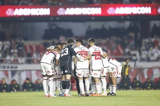 Equipes se enfrentam na Arena Fonte Nova. Foto: Paulo Pinto / São Paulo
