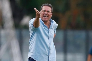 Time de Luxemburgo tem 50% de chances de cair para a segunda divisão. Foto: Facebook/Reprodução