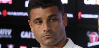 O jogador tamb&eacute;m mandou uma mensagem feliz e est&aacute; ansioso para voltar ao futebol