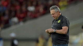 Abel se despede do elenco do Flamengo e diz: "Não suporto traição"
